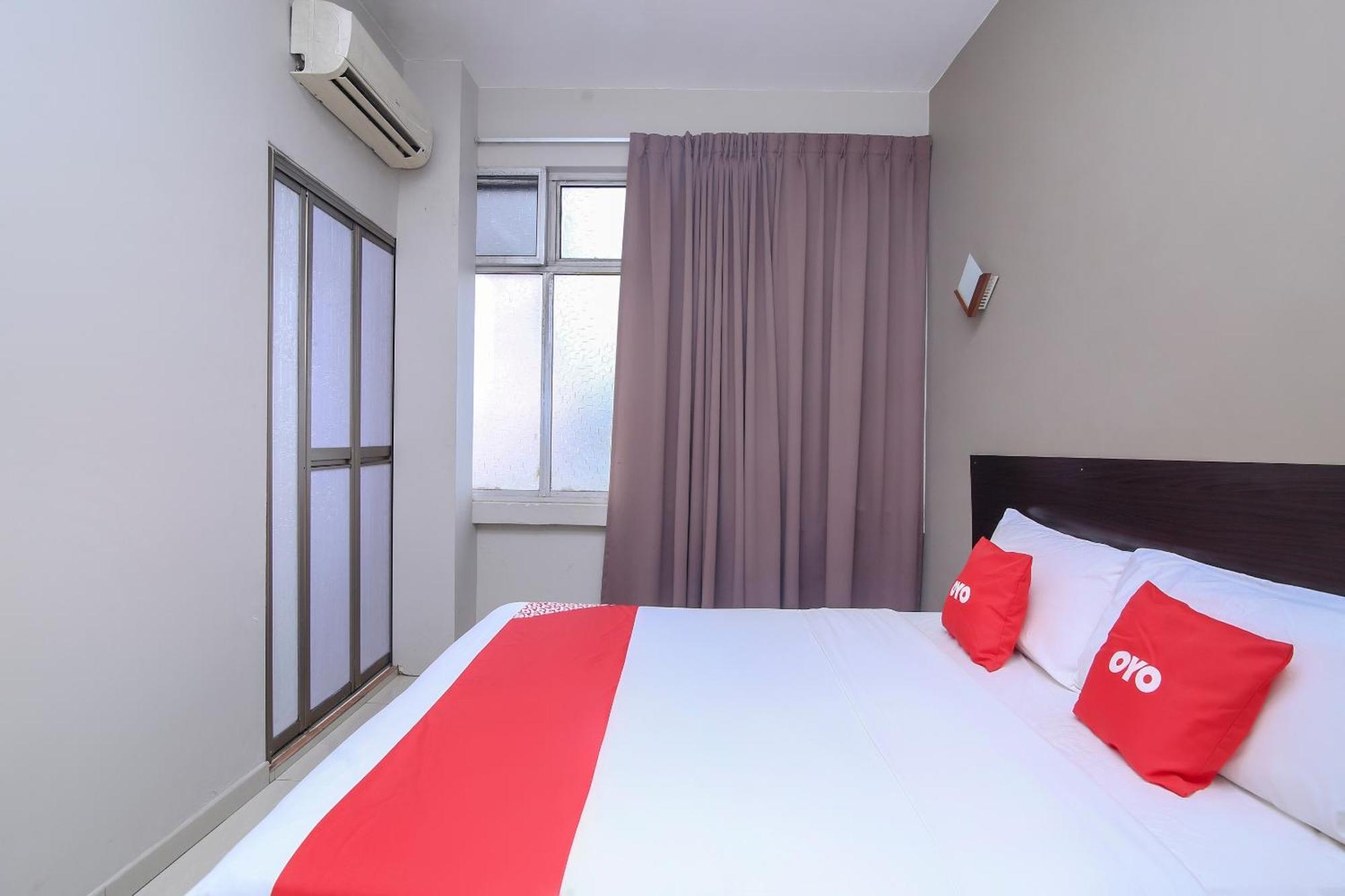 Nice Stay Three Six Five Services Кучинг Экстерьер фото